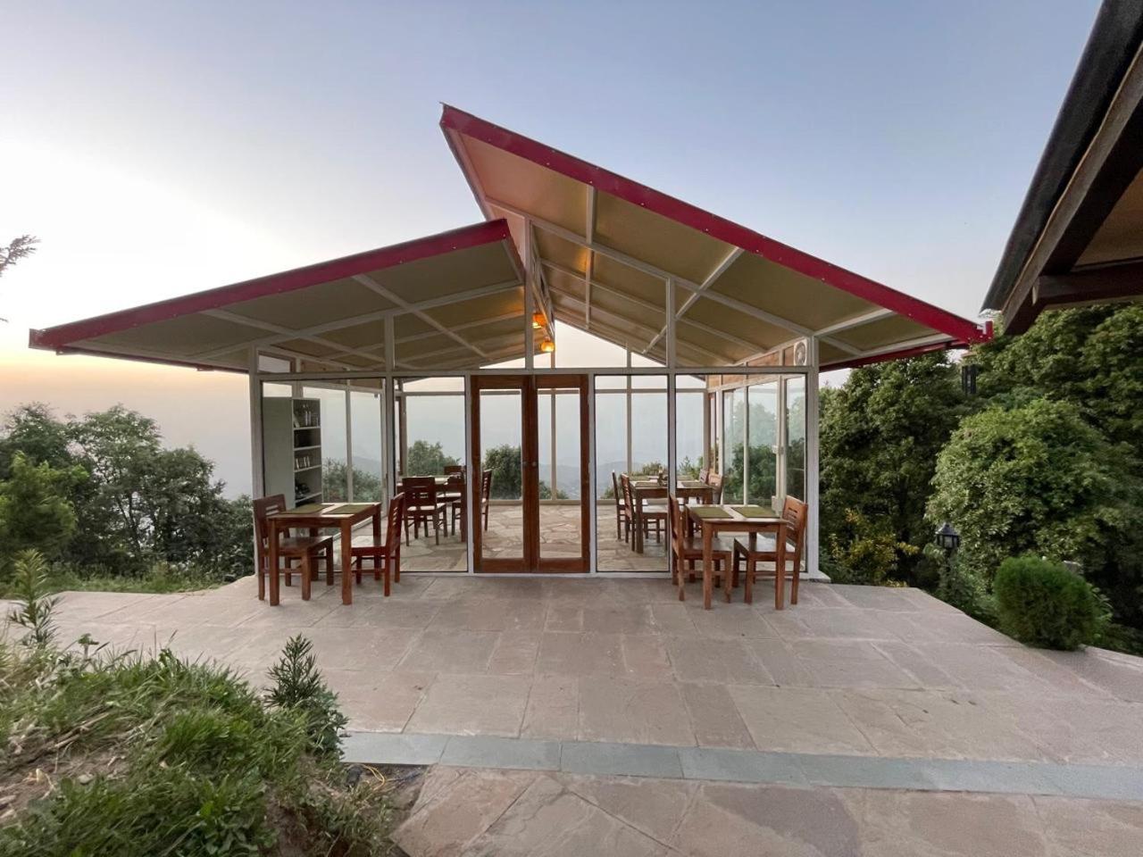 Shivaya Since 1953 Hotell Mukteshwar Eksteriør bilde
